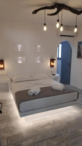 Grey Rooms Naxos