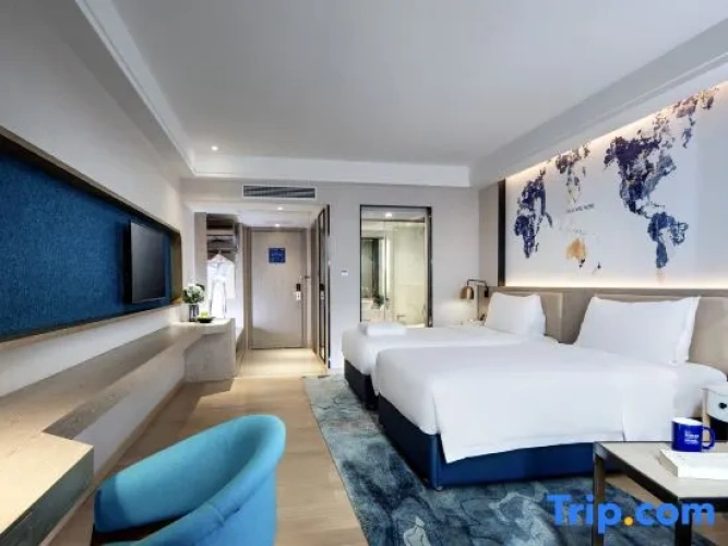 Deluxe Twin room with view