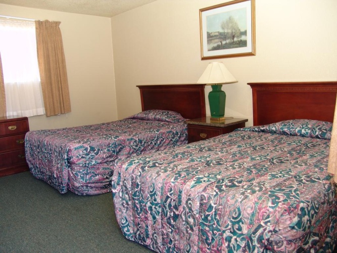 Springs Inn - Colorado Springs, CO