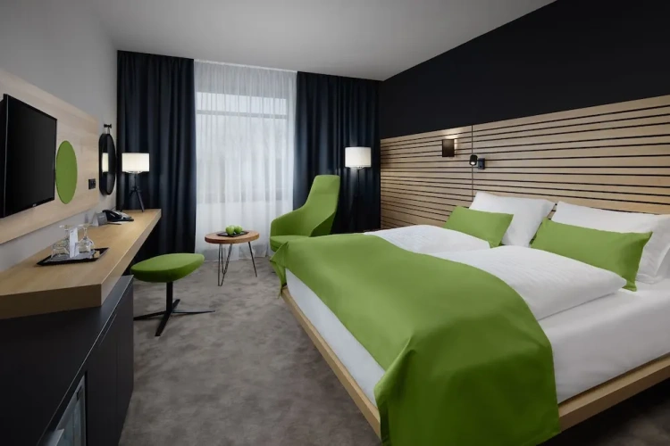 Premium Double room with park view