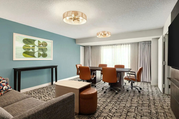Embassy Suites by Hilton Fort Lauderdale 17th Street photo 8