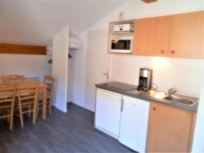 Apartment with balcony