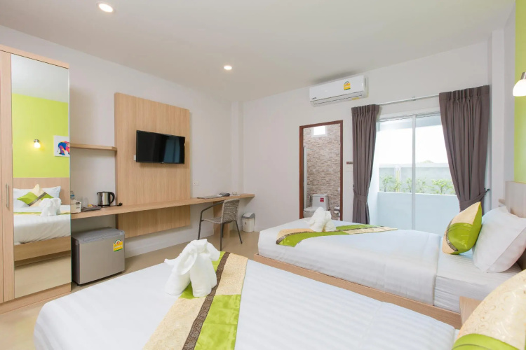 Phant at Thalang Service Apartment