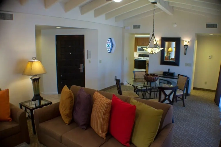 1 Bedroom Suite