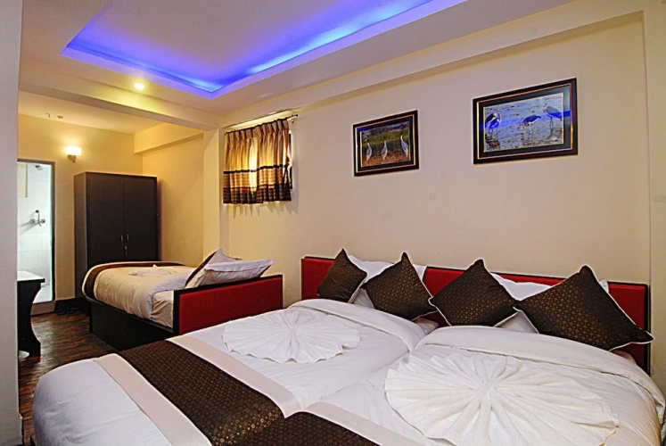 3 Bedrooms Standard Family room with balcony and with courtyard view