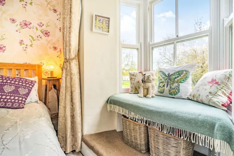Wayside Cottage
