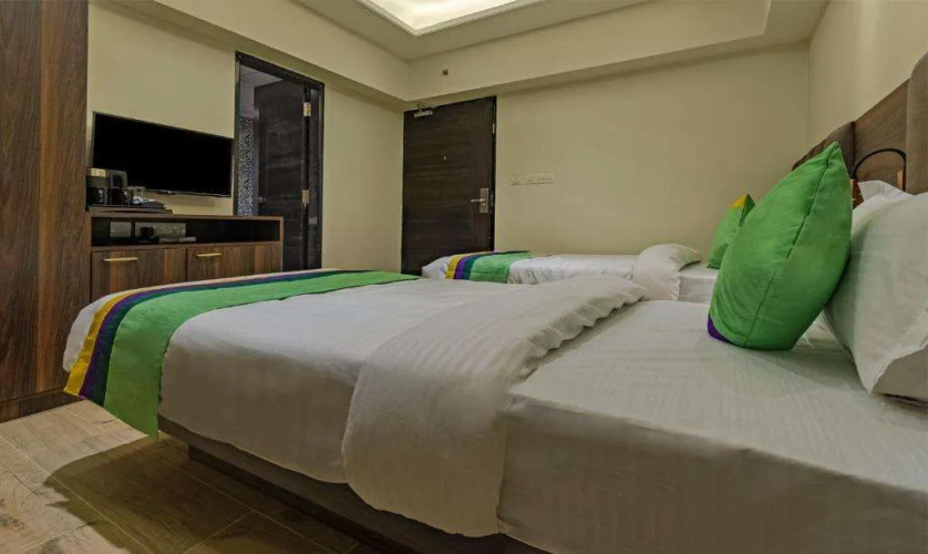 Treebo Pink City Grand