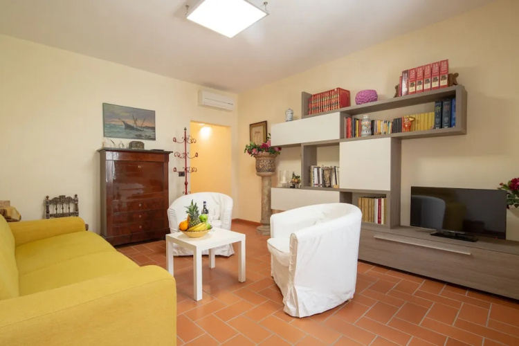 Macci Place