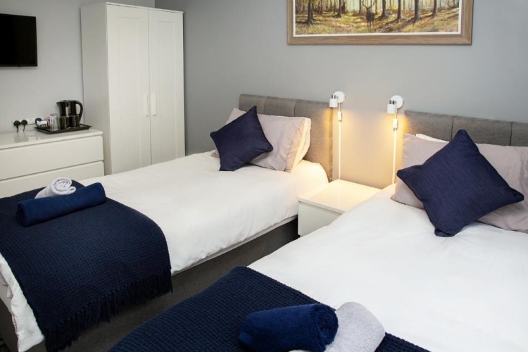 Standard Twin room