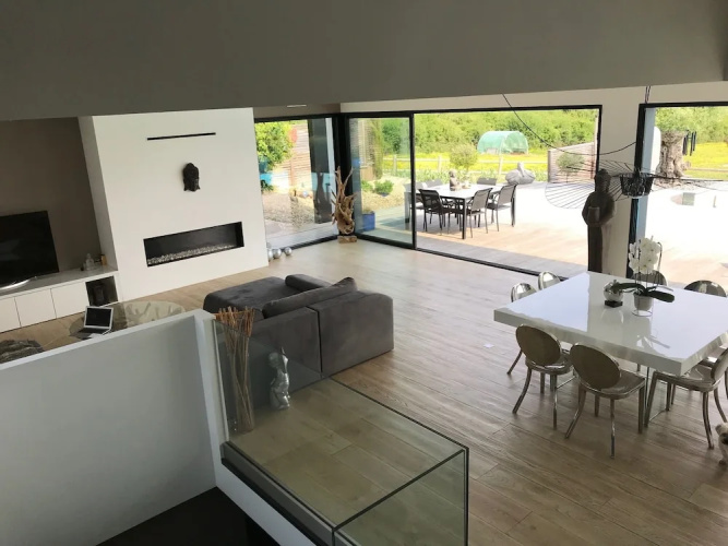 Home Le Clos Maric