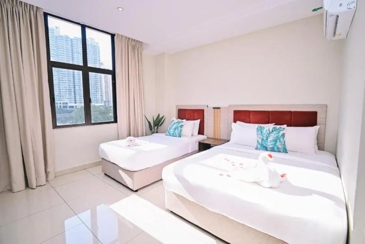 Deluxe Quadruple room