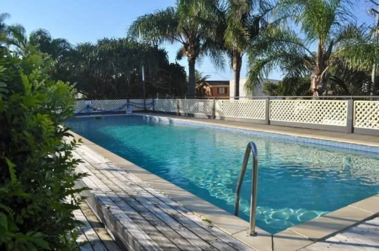 Villa Coolum