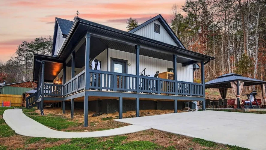 6 Bedrooms Cottage