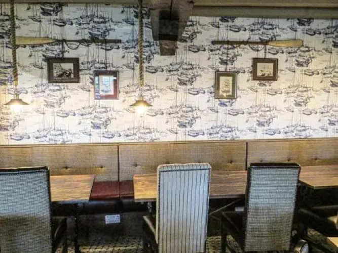 The Spiceship Inn