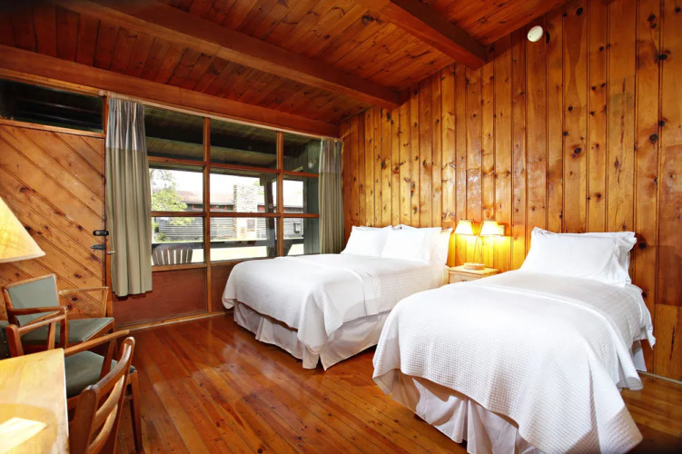 Killarney Mountain Lodge