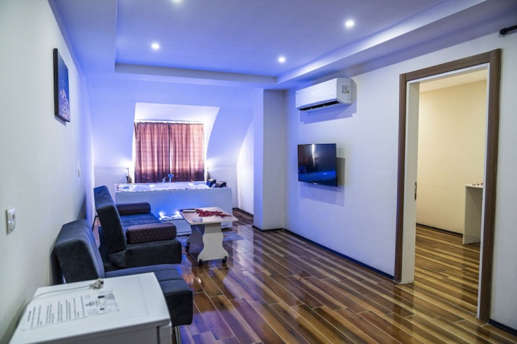 Standard Penthouse room