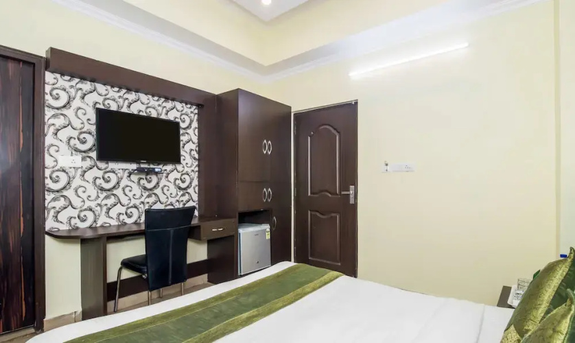 Treebo Trend Coral Tree Lucknow