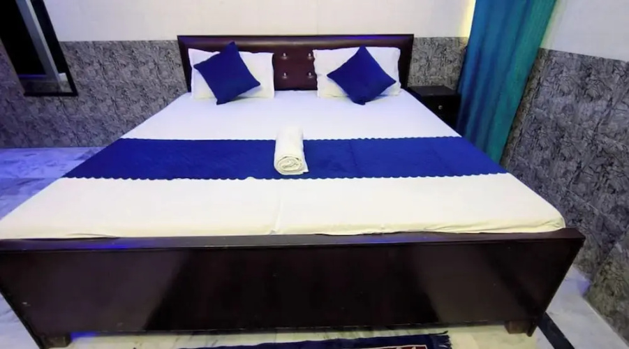 Hotel Shri Hari Lodge Ram Nagari Ayodhya