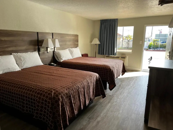 Regency Inn