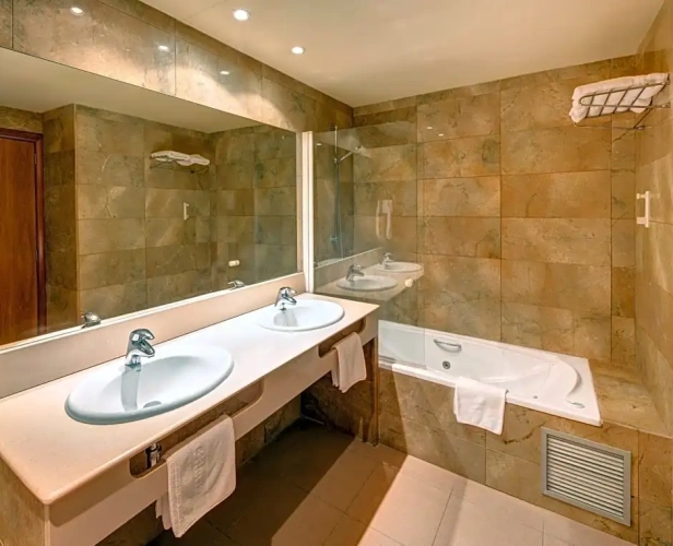 Superior Double room with balcony and with sea view