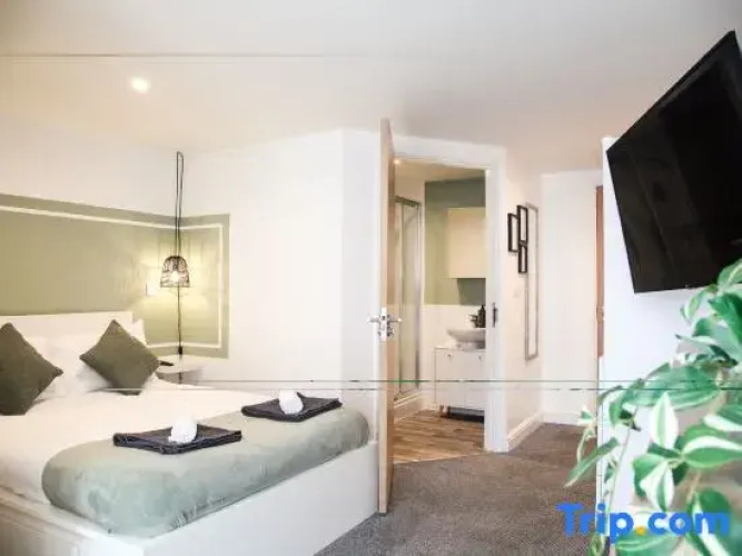 £ - City Centre - Duke Street Studio ~  Location