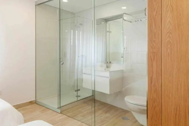 Central Suites 3