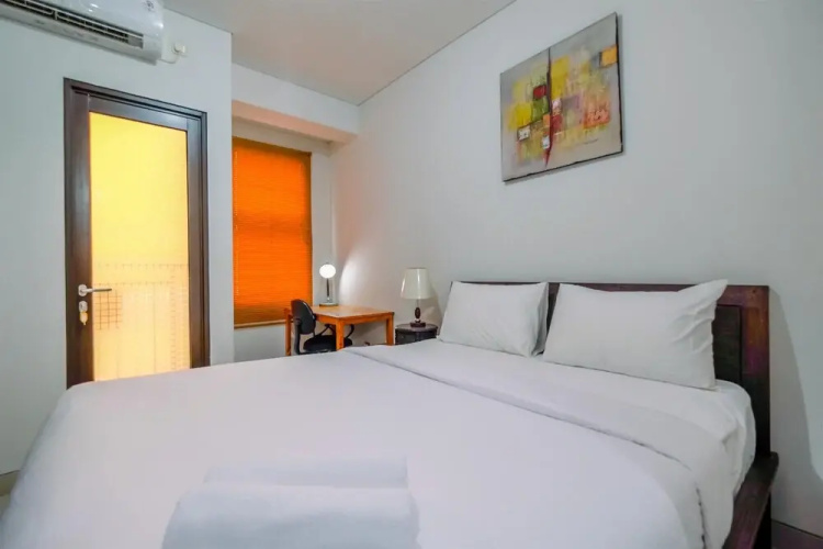 Fancy And Nice Studio At Transpark Cibubur Apartment