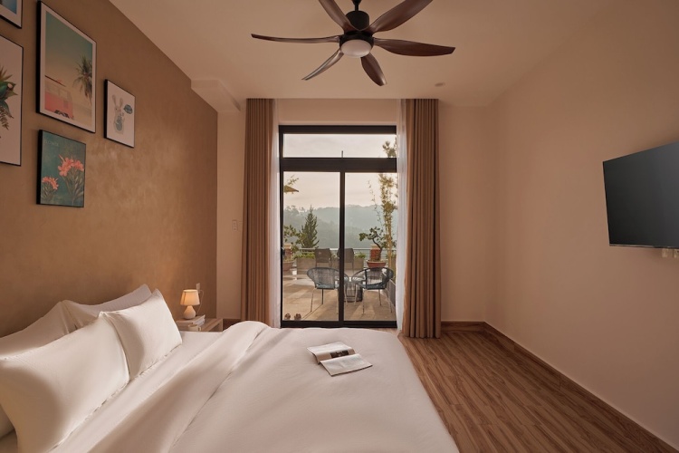 Standard Double room with mountain view