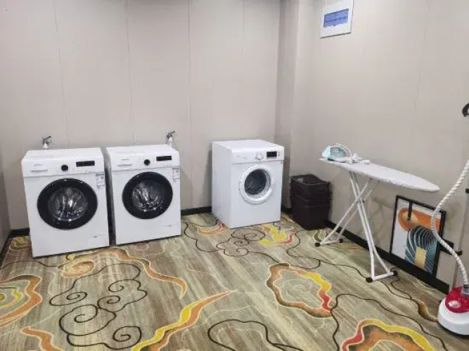 Four Seasons Smart Selection Hotel (Linyi Yihe Branch)