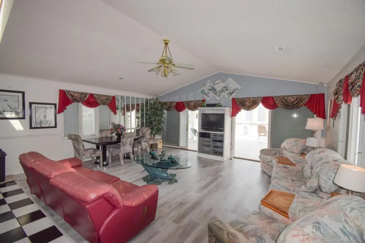 Grand Strand Resort Ph1 3 Bedroom Home by RedAwning
