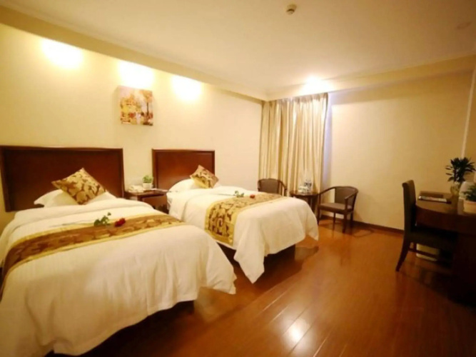GreenTree Inn Suzhou Industrial Zone Yangcheng Lake Weiting Mong Kok Express Hotel