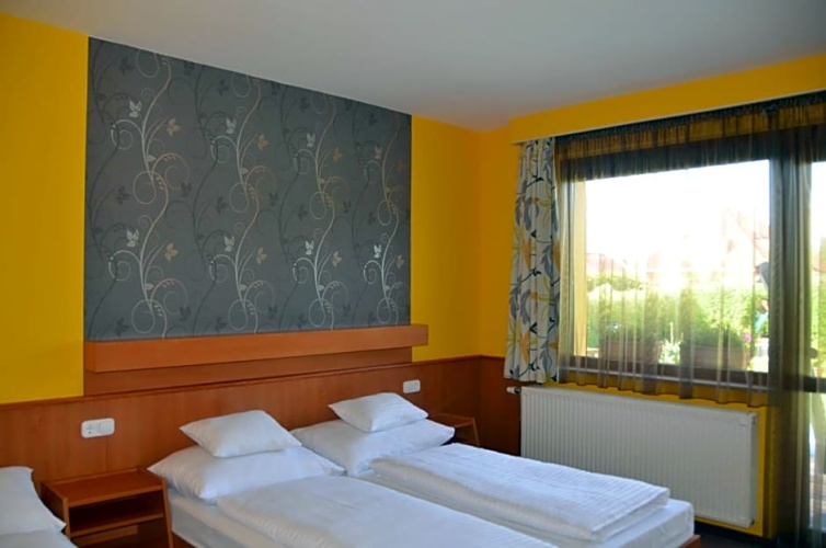 Standard Double room with view
