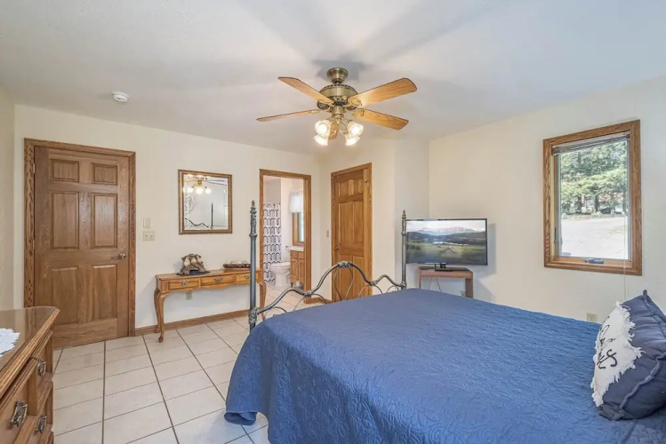 Dreamers Inn by Taylor Made Deep Creek
