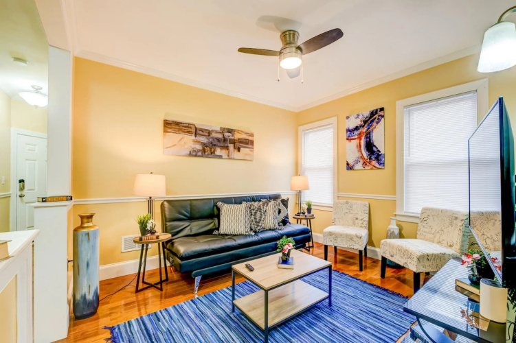 Spacious 2bd/1ba | Ashmont+Parking | 3D TOUR