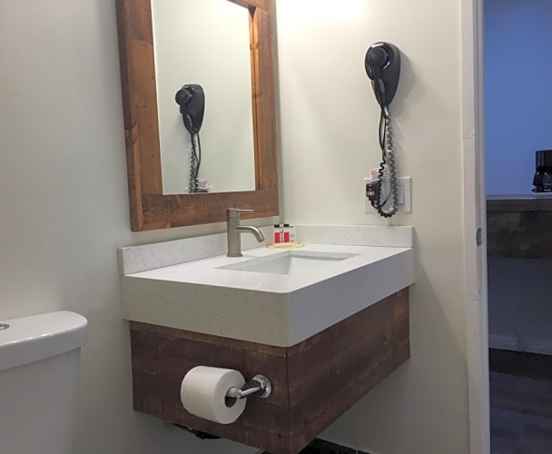 Quadruple Suite