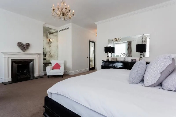Veeve - Kingly Kensington