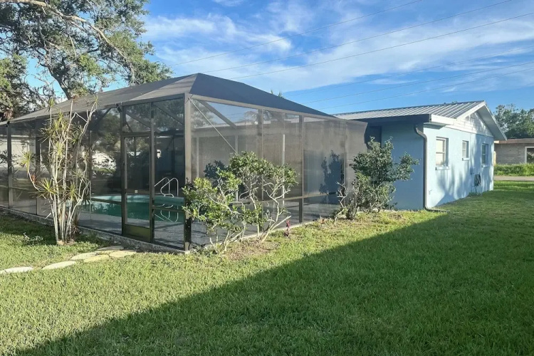 Quiet Venice Retreat With Private Lanai & Pool!