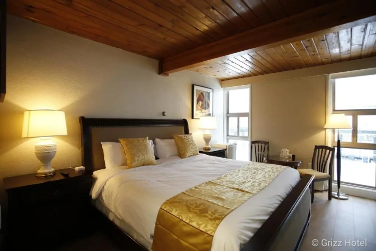 Standard Double Basement room