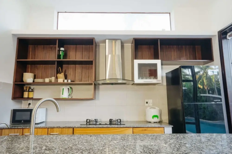 4 Bedrooms Villa