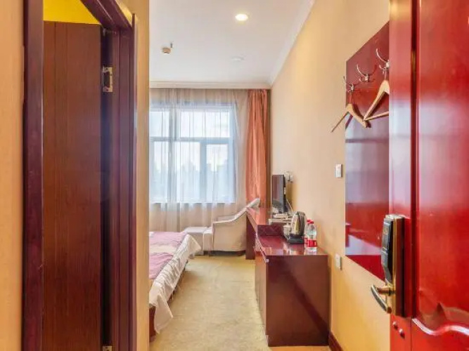 Changfeng Hotel