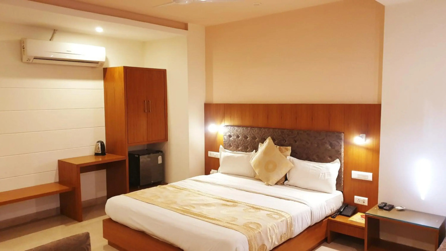 Hotel Shalimar Palace