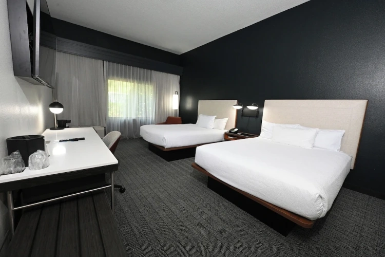 Standard Quadruple room with balcony