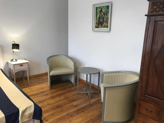 A1 Apartments