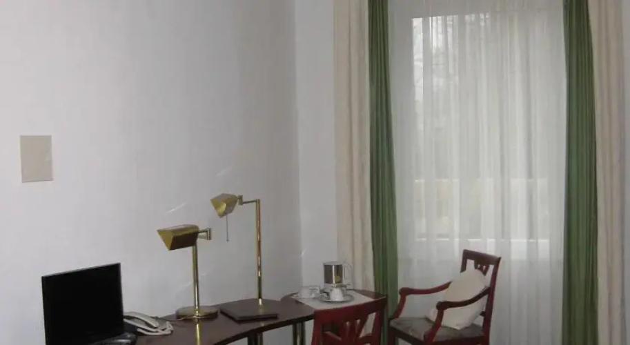 Gala Hotel
