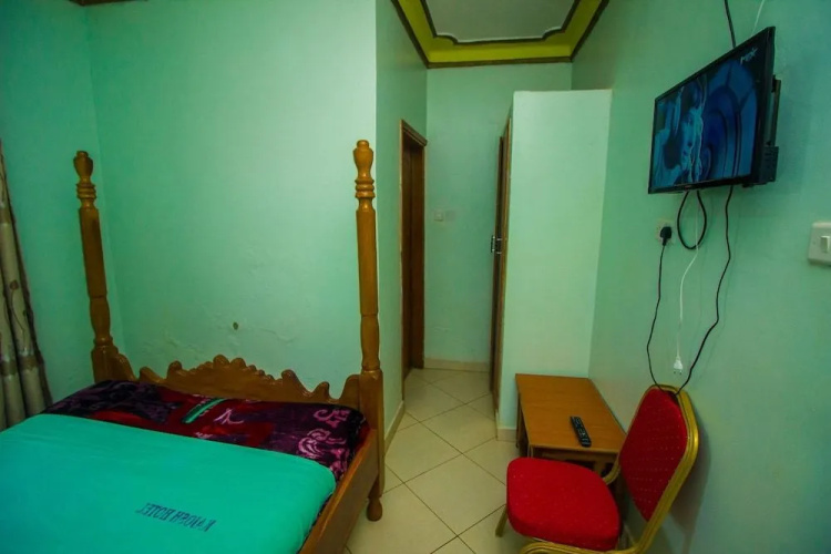 Kajosh Hotel
