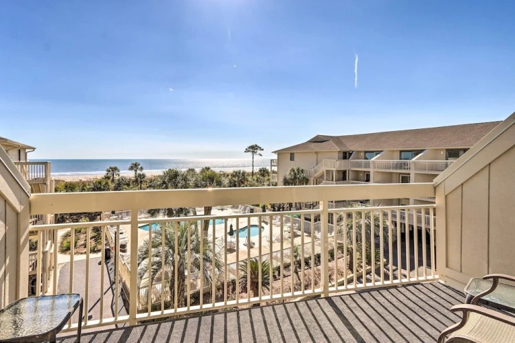1 Bedroom Apartment with balcony
