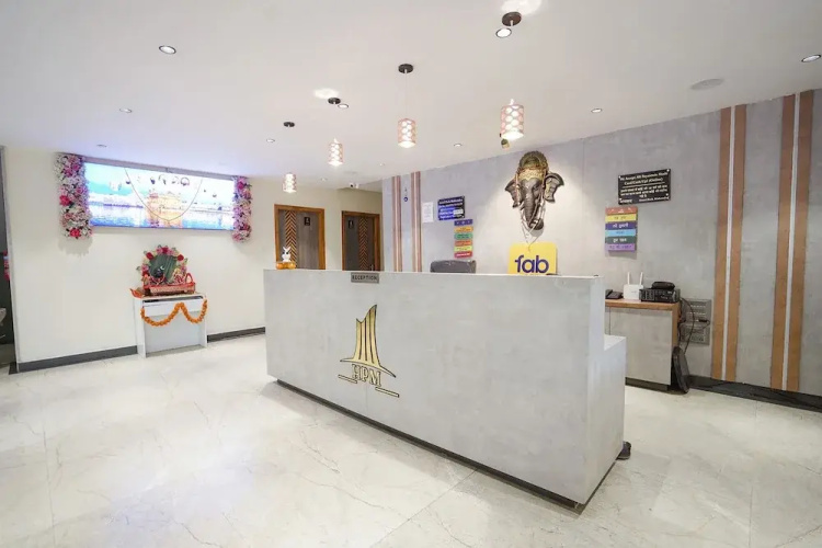 FabHotel Park Mahindra