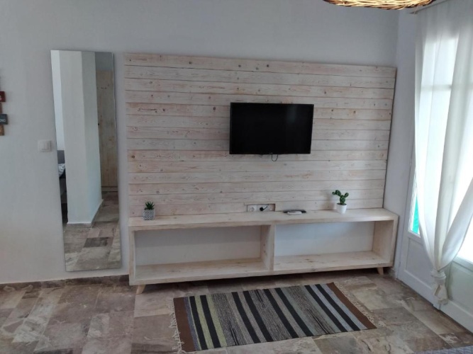 Studio with sea view
