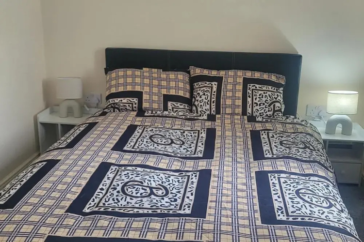 Bolton-2bedroom-2bathroom-parking