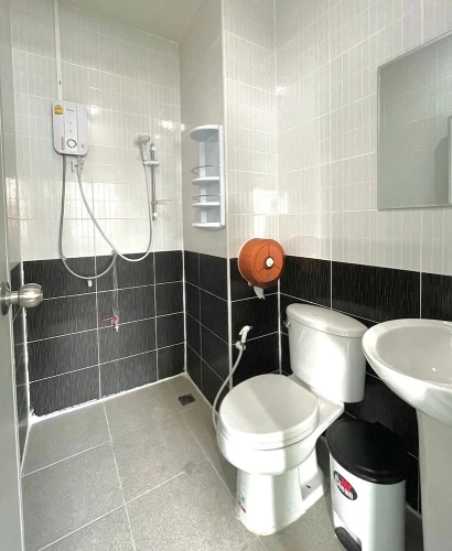 4 Bedrooms Standard Double room with city view